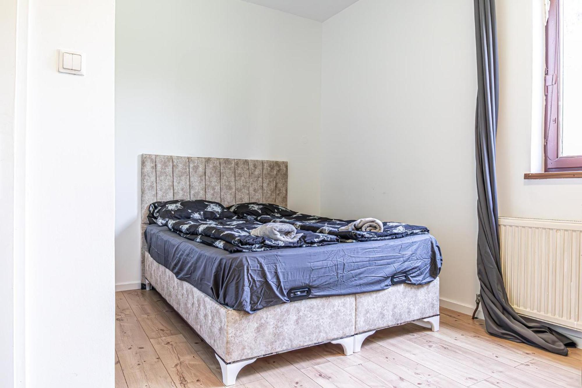 Comfy Rooms In Shared Villa With Terrace And Garden Wina Bagian luar foto