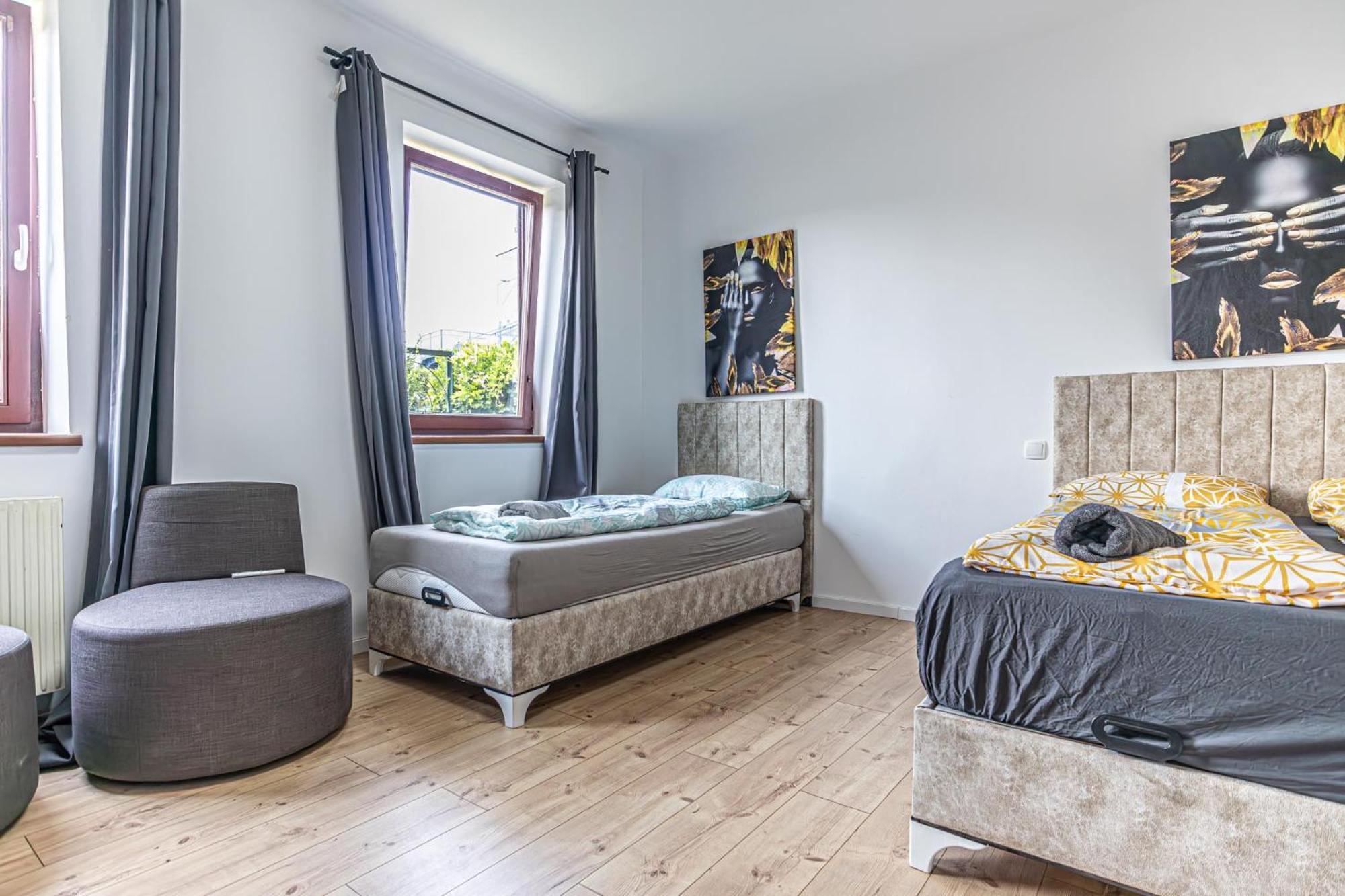 Comfy Rooms In Shared Villa With Terrace And Garden Wina Bagian luar foto