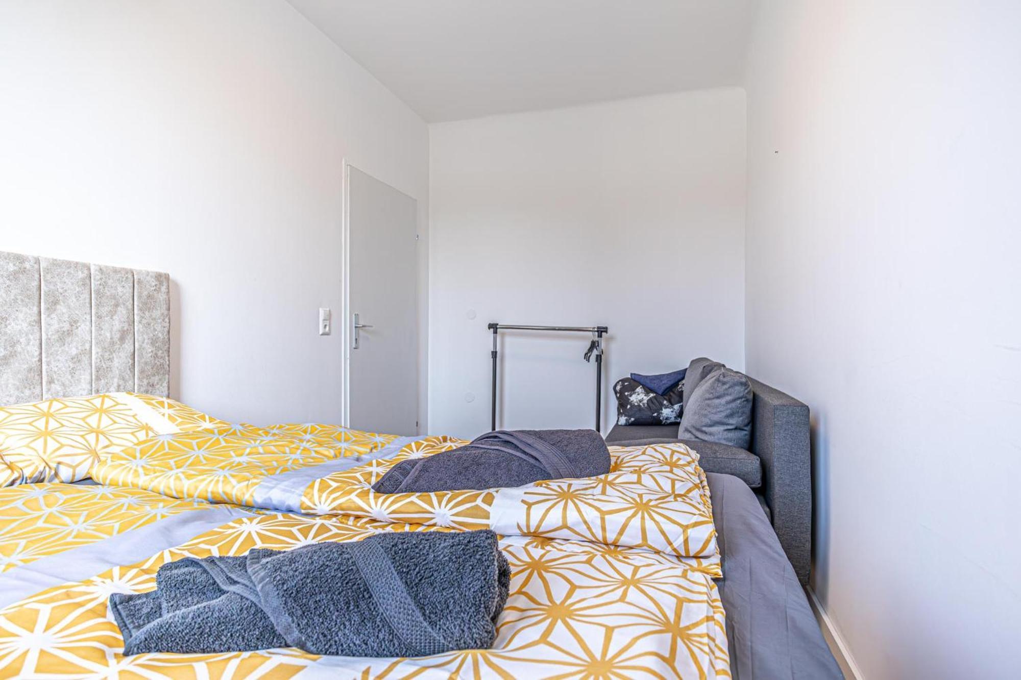 Comfy Rooms In Shared Villa With Terrace And Garden Wina Bagian luar foto
