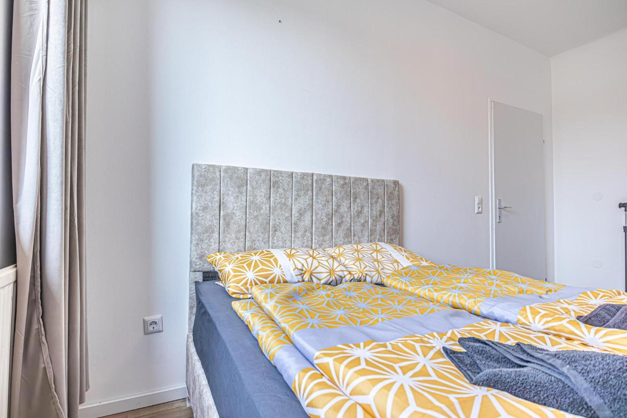 Comfy Rooms In Shared Villa With Terrace And Garden Wina Bagian luar foto